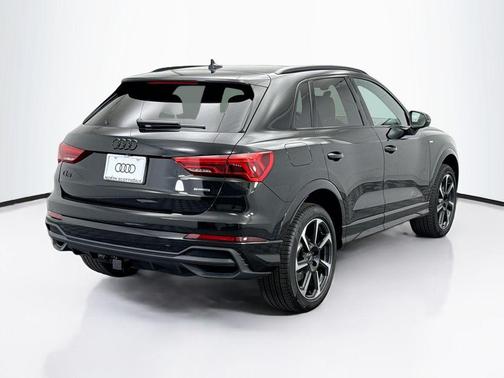 2025 Audi Q3 45 S line Premium Plus