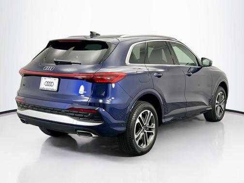 2025 Audi Q5 Premium Plus TFSI quattro S tronic