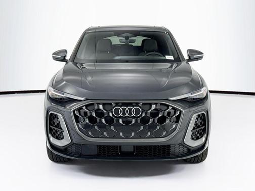 Tambora Gray Metallic 2026 Audi Q5 Sportback Premium Plus TFSI quattro S tronic