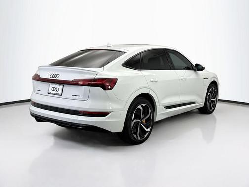 2023 Audi e-tron Sportback S line Premium Plus