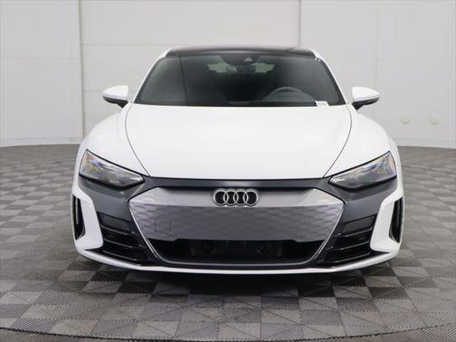 2022 Audi e-tron GT Premium Plus