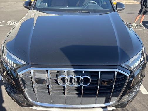 2024 Audi Q7 45 Premium Plus