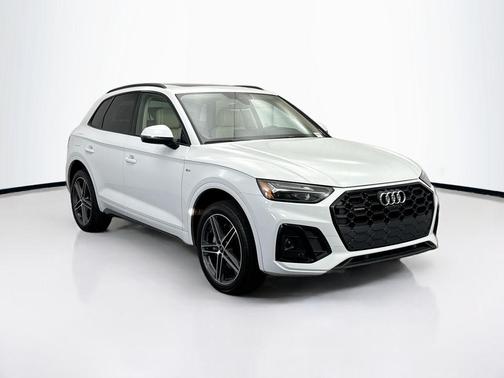 2023 Audi Q5 55 S line Premium Plus