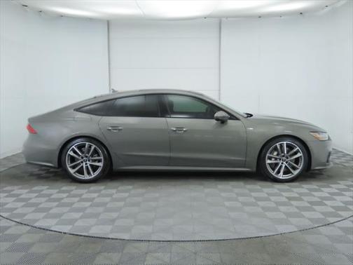 2022 Audi A7 55 Premium Plus