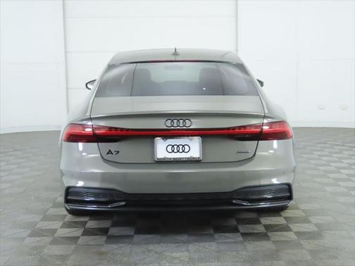 2022 Audi A7 55 Premium Plus