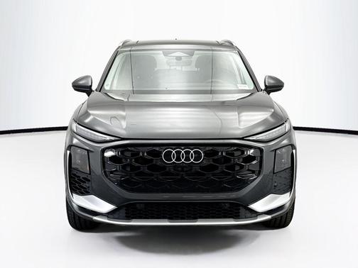 2026 Audi Q3 S line