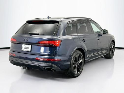 2026 Audi Q7 55 Premium Plus