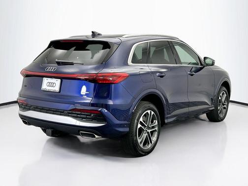 2025 Audi Q5 Premium Plus