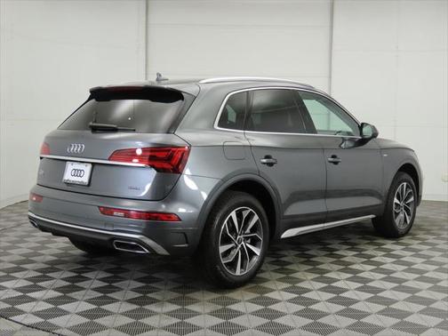 2025 Audi Q5 45 S line Premium Plus