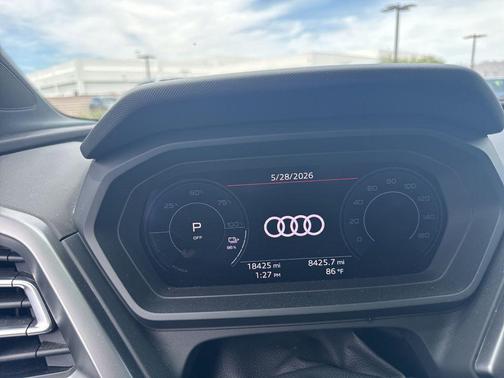 Mythos Black Metallic 2023 Audi Q4 e-tron Premium 40 RWD