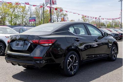 2025 Nissan Sentra SV