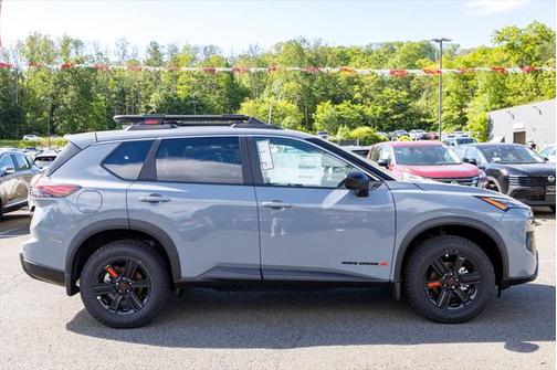 2025 Nissan Rogue Rock Creek