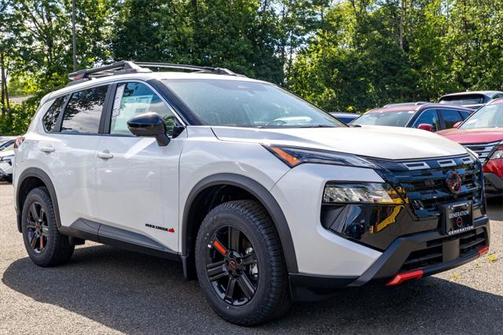 2025 Nissan Rogue Rock Creek