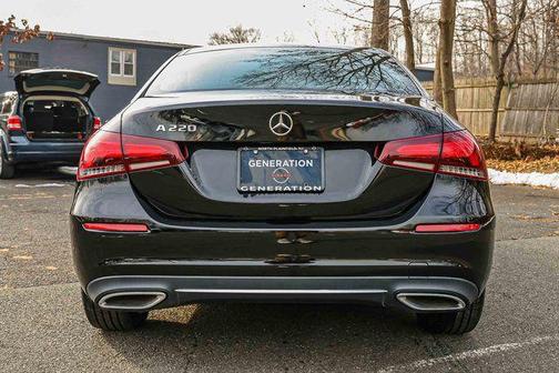 2022 Mercedes-Benz A-Class A 220