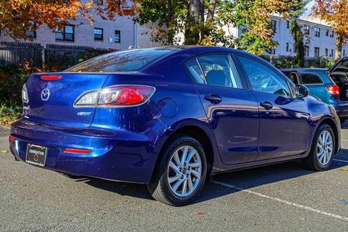 2013 Mazda Mazda3 i Touring