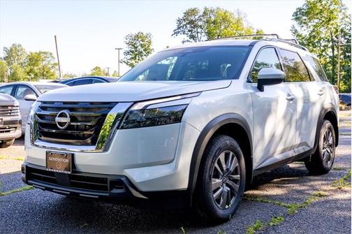 2025 Nissan Pathfinder SV 4WD
