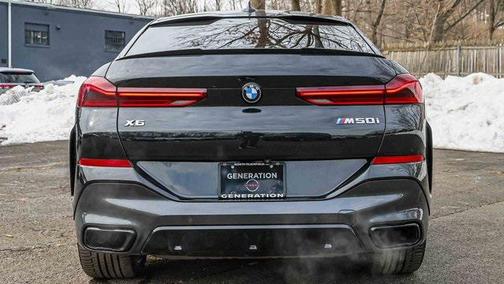 2023 BMW X6 M50i