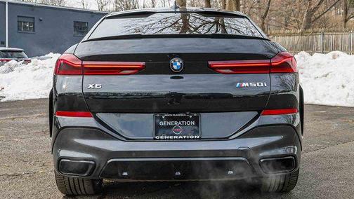 2023 BMW X6 M50i