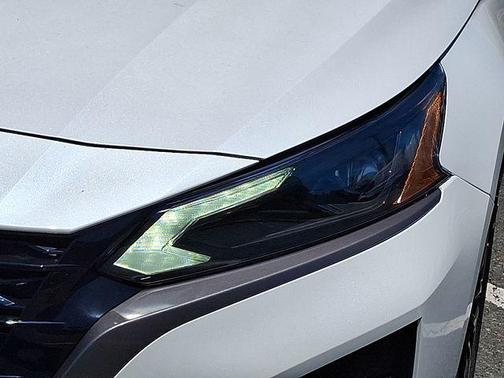 Pearl White 2026 Nissan Altima 2.5 SV