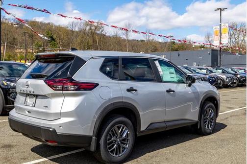 2025 Nissan Rogue S