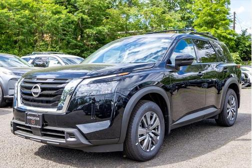 2025 Nissan Pathfinder SV 4WD