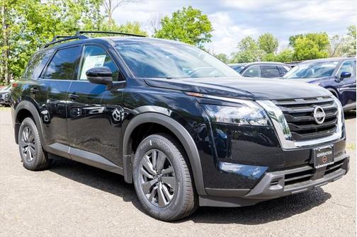 2025 Nissan Pathfinder SV 4WD