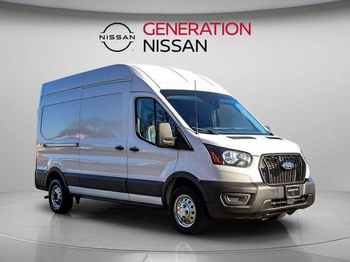 Oxford White 2023 Ford Transit-250 Base