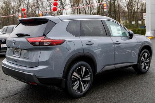 2025 Nissan Rogue SL