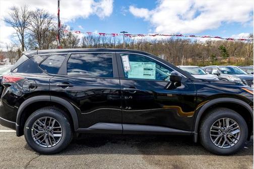 2025 Nissan Rogue S