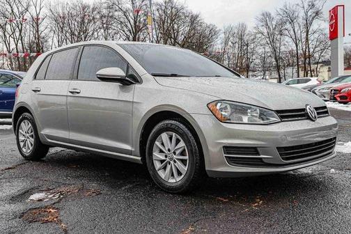 2016 Volkswagen Golf TSI SE 4-Door