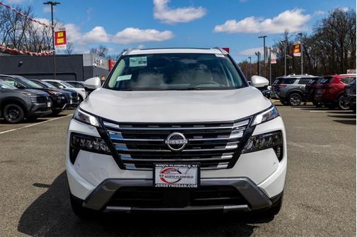 2025 Nissan Rogue SL