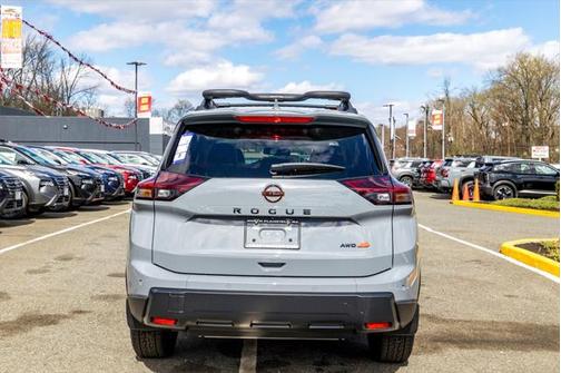 2025 Nissan Rogue Rock Creek