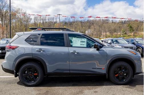 2025 Nissan Rogue Rock Creek