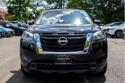 2025 Nissan Pathfinder S 4WD