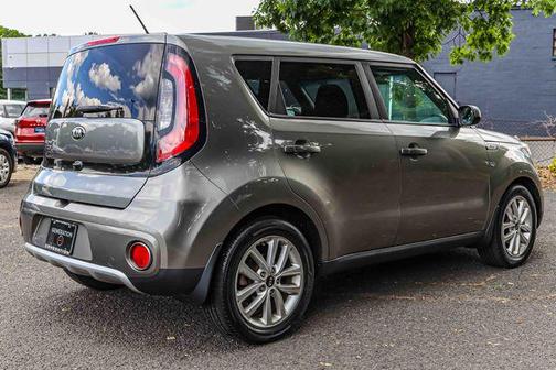 Titanium Gray 2017 Kia Soul +