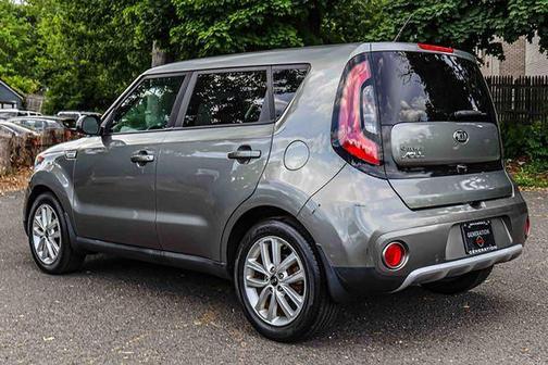 Titanium Gray 2017 Kia Soul +