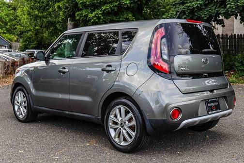 Titanium Gray 2017 Kia Soul +