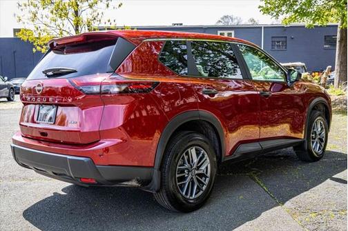 2024 Nissan Rogue S
