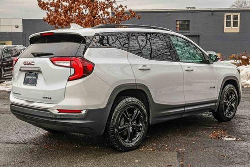 2022 GMC Terrain AWD AT4