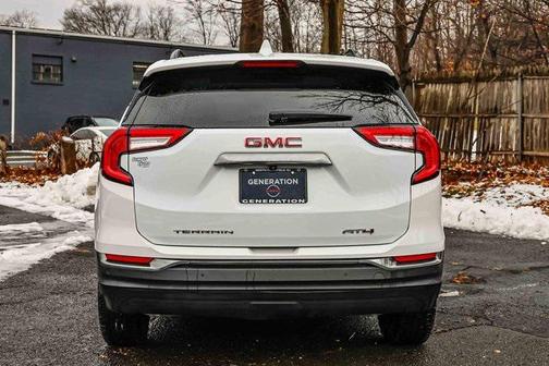 2022 GMC Terrain AWD AT4