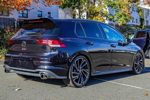 2022 Volkswagen Golf GTI 2.0T S DSG