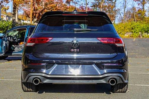 2022 Volkswagen Golf GTI 2.0T S DSG
