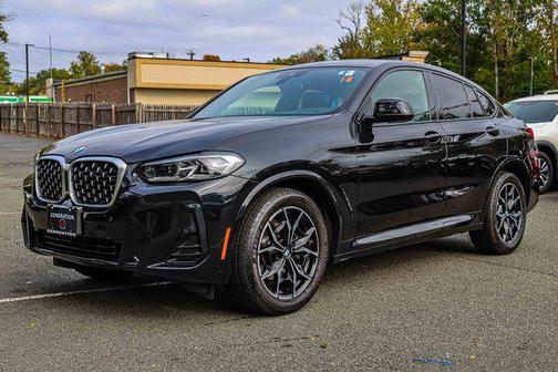 2023 BMW X4 xDrive30i
