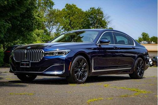 2022 BMW 750 i xDrive