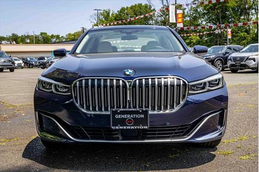 2022 BMW 750 i xDrive