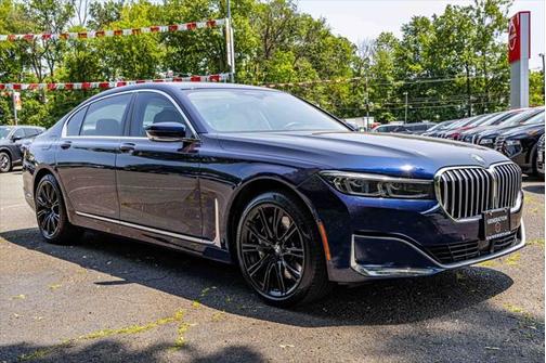 2022 BMW 750 i xDrive