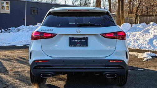 2025 Mercedes-Benz GLA 250 4MATIC