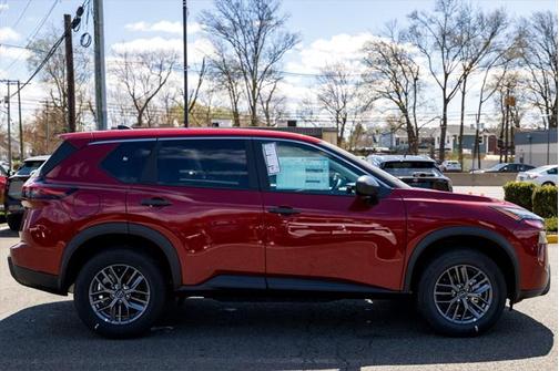 2025 Nissan Rogue S