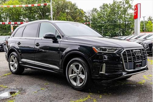 2021 Audi Q7 45 Premium
