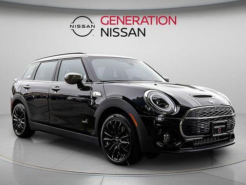Midnight Black II 2024 MINI Clubman Cooper S ALL4